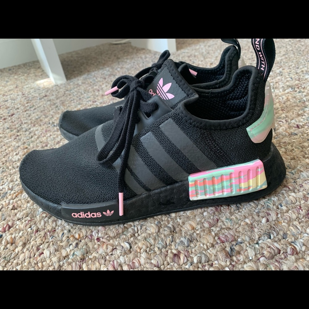 Women’s adidas Originals NMD R1 Casual Shoes